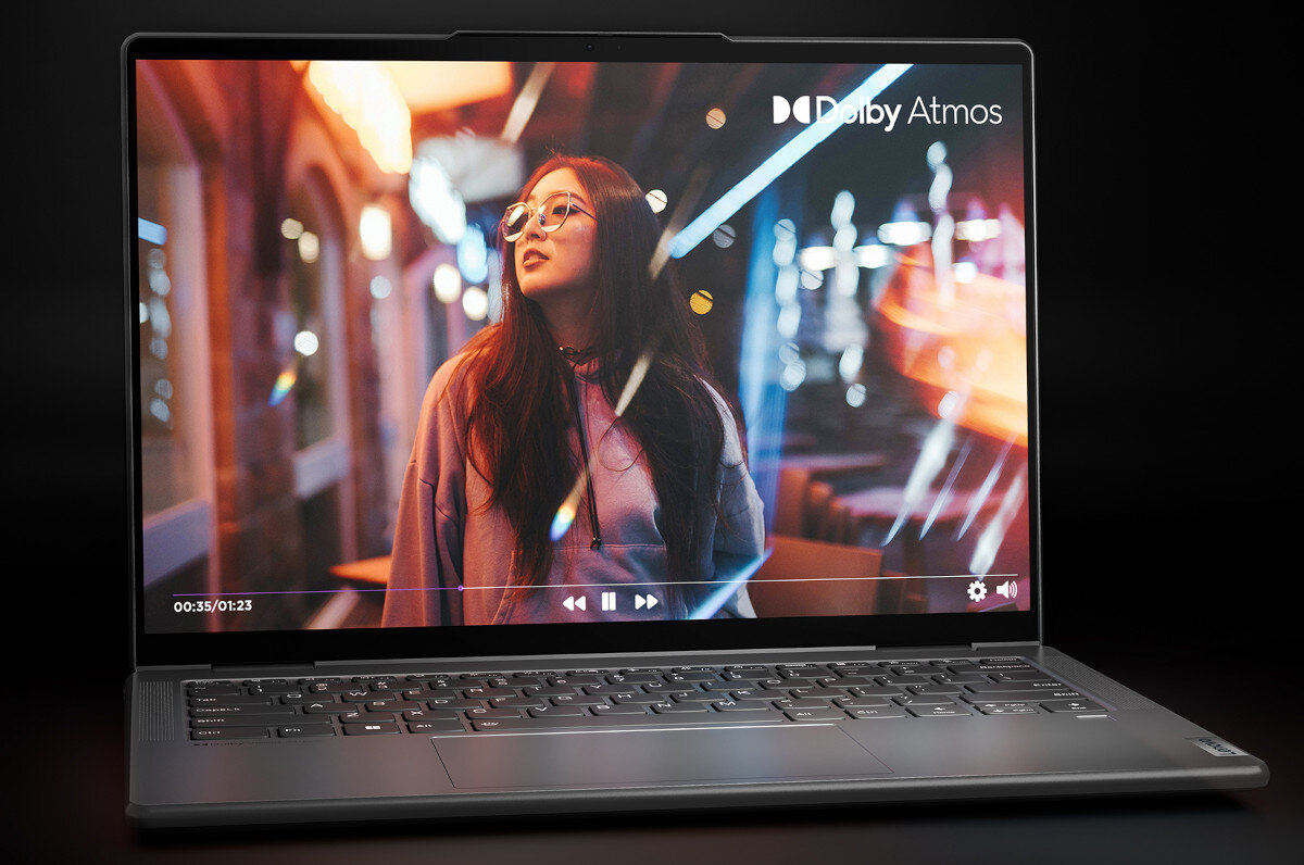 Laptop LENOVO Yoga 7 obraz swietnej jakosci