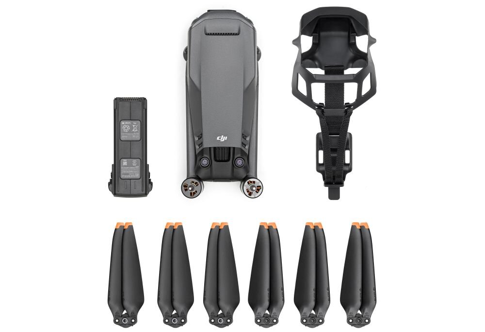Dron DJI Mavic 3 Classic bateria lot sterowanie akrobacje czas lotu zasięg funkcje lądowanie kamera rozdzielczość filmy zdjęcia nagrywanie jakość ładowanie aplikacja przesył pilot śmigła stabilizacja fotografia waga wymiary konstrukcja obudowa korpus ramiona silnik