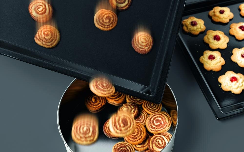 MIELE HFC 71 powierzchnia prowadnice przywieranie czyszczenie łatwość blacha ruszt 