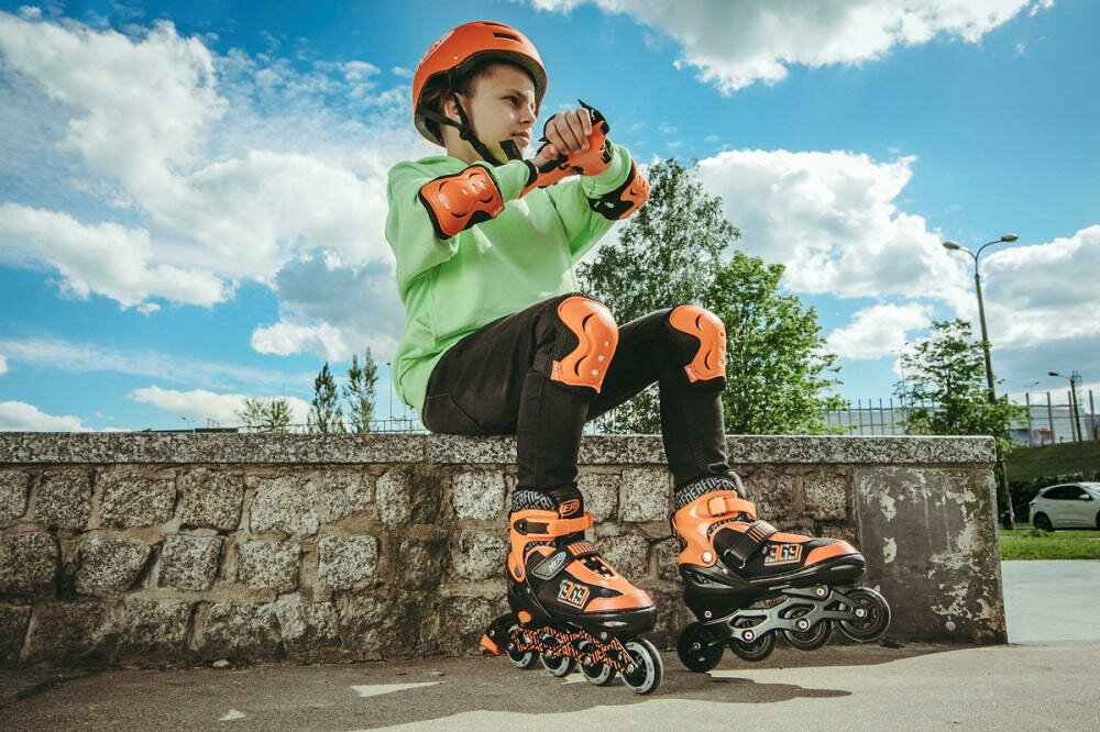 Łyżworolki SPOKEY Nerf Strive (rozmiar 38-42) - Solidna konstrukcja 