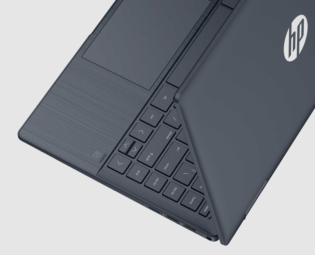 Laptop HP Pavilion x360 14 - Tworzywo sztuczne