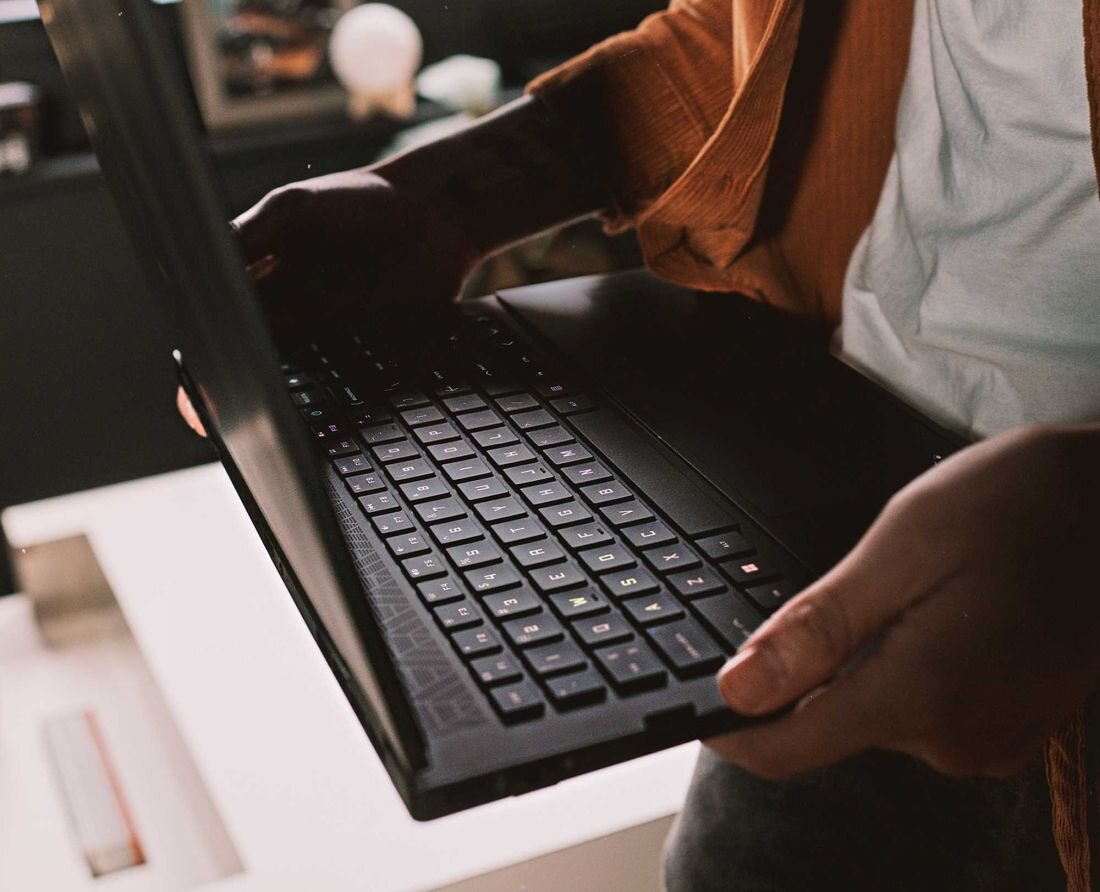 Laptop HP Omen 16 - Windows 10