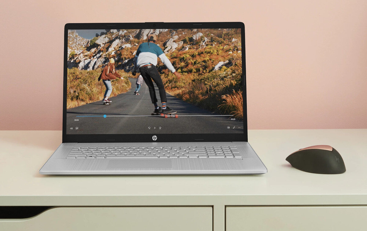 Laptop HP 17 obraz o wysokiej rozdzielczosci