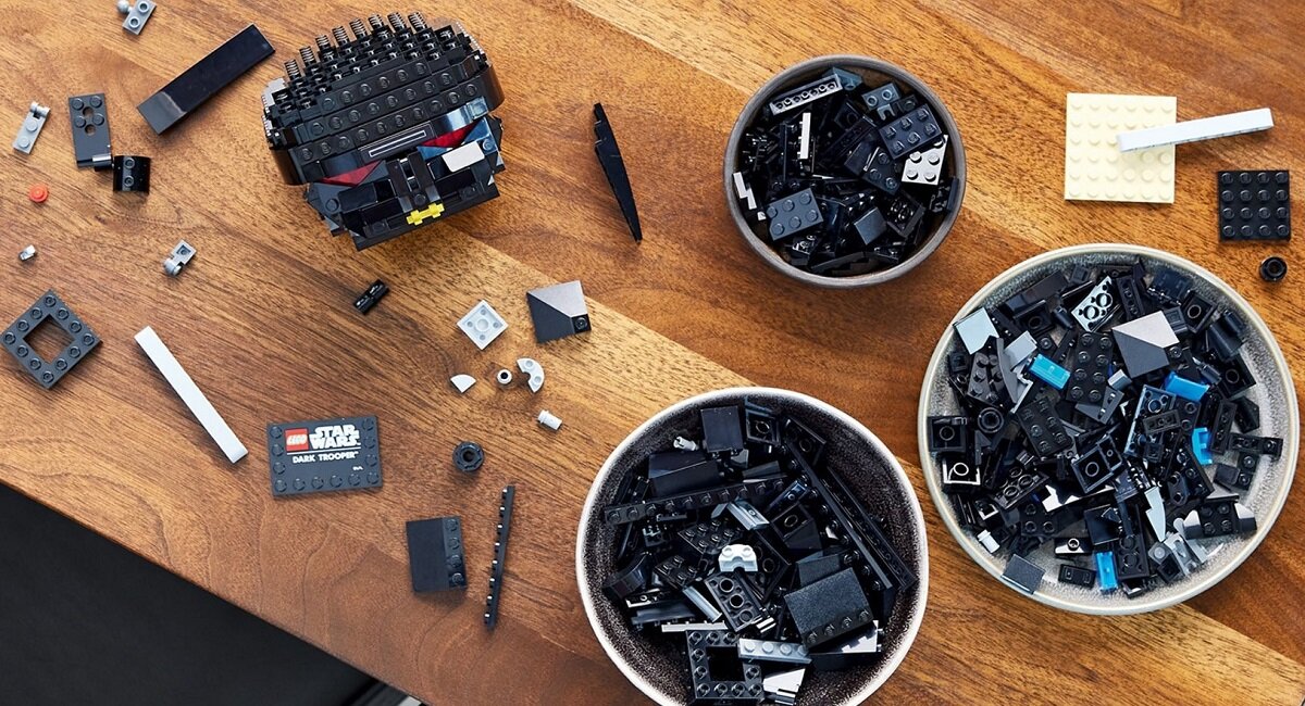 LEGO Star Wars Hełm mrocznego szturmowca 75343 Szczegółowe instrukcje