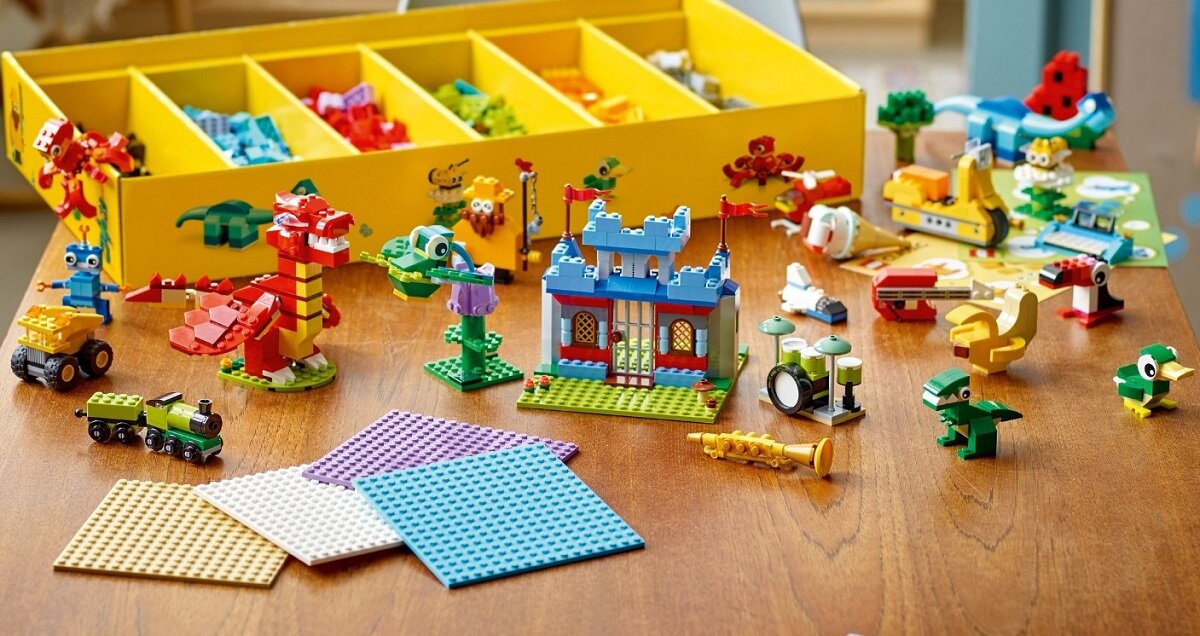LEGO Classic Wspólne budowanie 11020 Prezent na każdą okazję