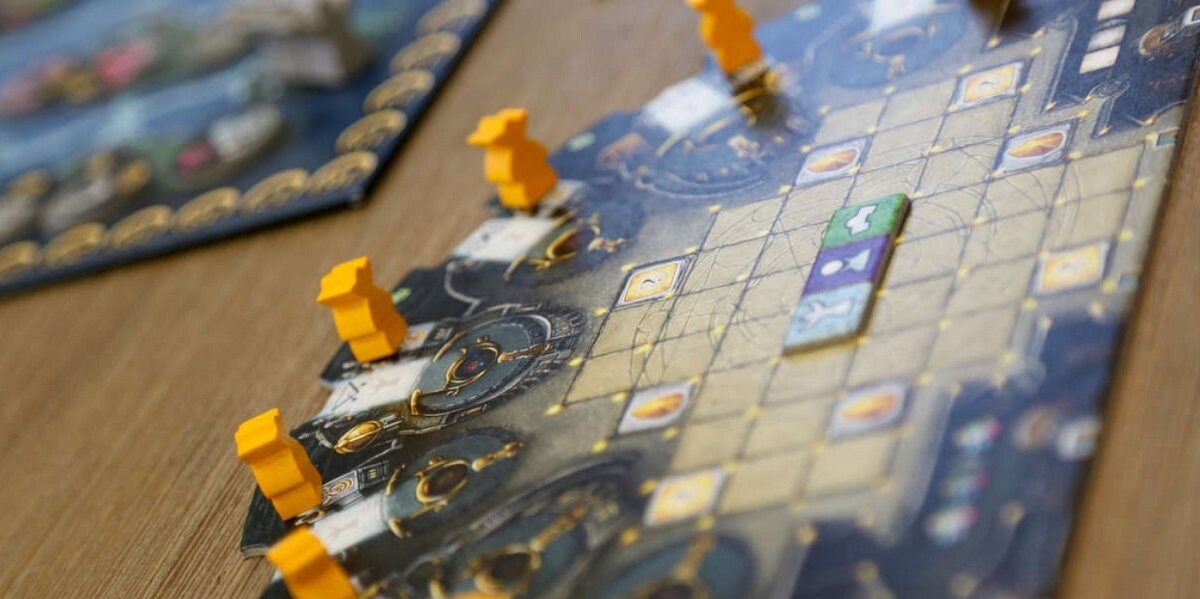 Gra planszowa PORTAL GAMES Bonfire plansza kafelki zadania portale żetony statek nowicjusz instrukcja fantasy ognisko akcja rozrywka dzieci młodzież planeta ludzie