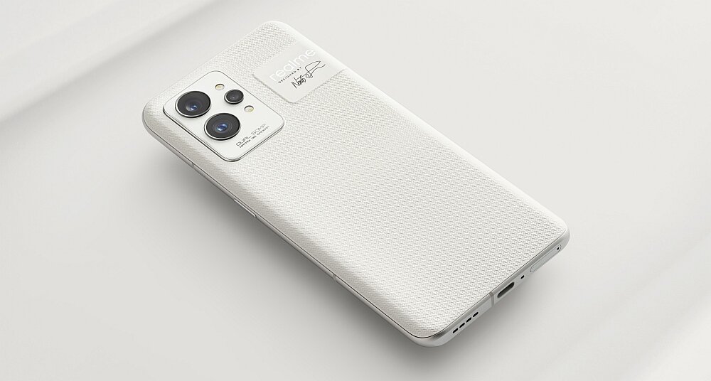 Smartfon REALME GT 2 Pro ekran bateria procesor ram pamięć aparat design matryca amoled rozdzielczość pojemność obudowa opis cechy