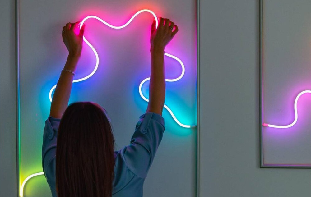 Taśma LED TWINKLY Flex TWFL300STW-WEU 3 m Wi-Fi-Bluetooth parowanie do 4000 punktów świetlnych do 10 różnych zestawów jeden sterownik