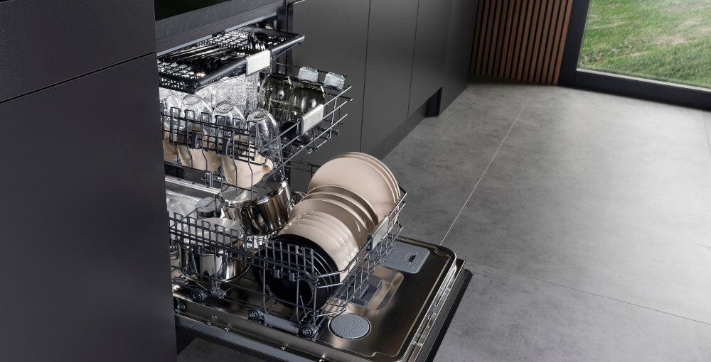 ZMYWARKA HISENSE HV662C60 pojemna 14 kompletów naczyń kosze miejsce