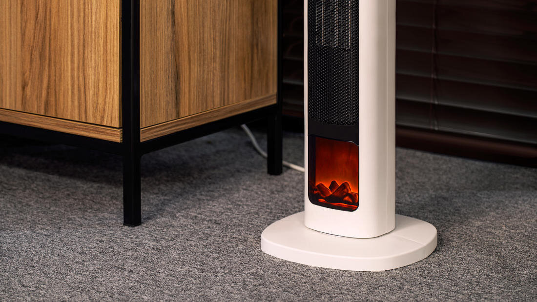 Termowentylator TEESA PTC TSA8052 Trzy tryby pracy komfort nawiew zimnego powietrza dwa poziomy grzania moc wentylator wydajne źródło ciepła