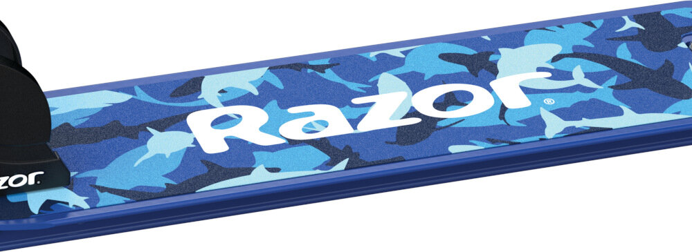 Hulajnoga dla dzieci RAZOR A Shark Camo podest szeroki piękny pokryty powłoką antypoślizgową waga 2,15 kg dla dzieci o wadze do 65 kg