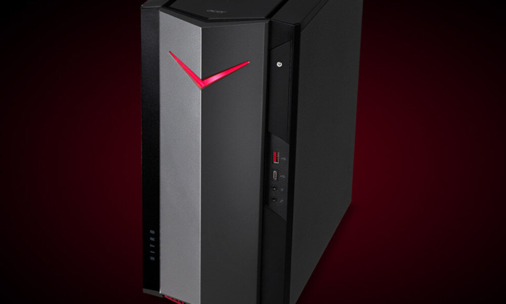 Komputer ACER Nitro 50 N50-640 wygląd obudowa podświetlenie LED