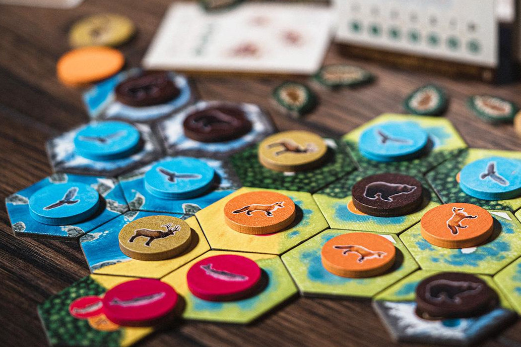 Gra planszowa LUCKY DUCK GAMES Kaskadia ekosystem rozgrywka solo rodzinna zabawa zwierzęta ameryka krajobrazy