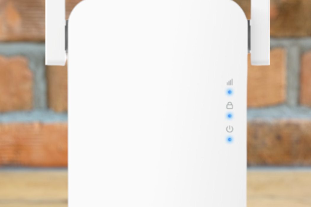 Wzmacniacz sieci CUDY RE1800 pomoc wzmocnienie prostota podłączenie anteny rozszerzenie 2.4GHz 5GHz osiągnięcia HD