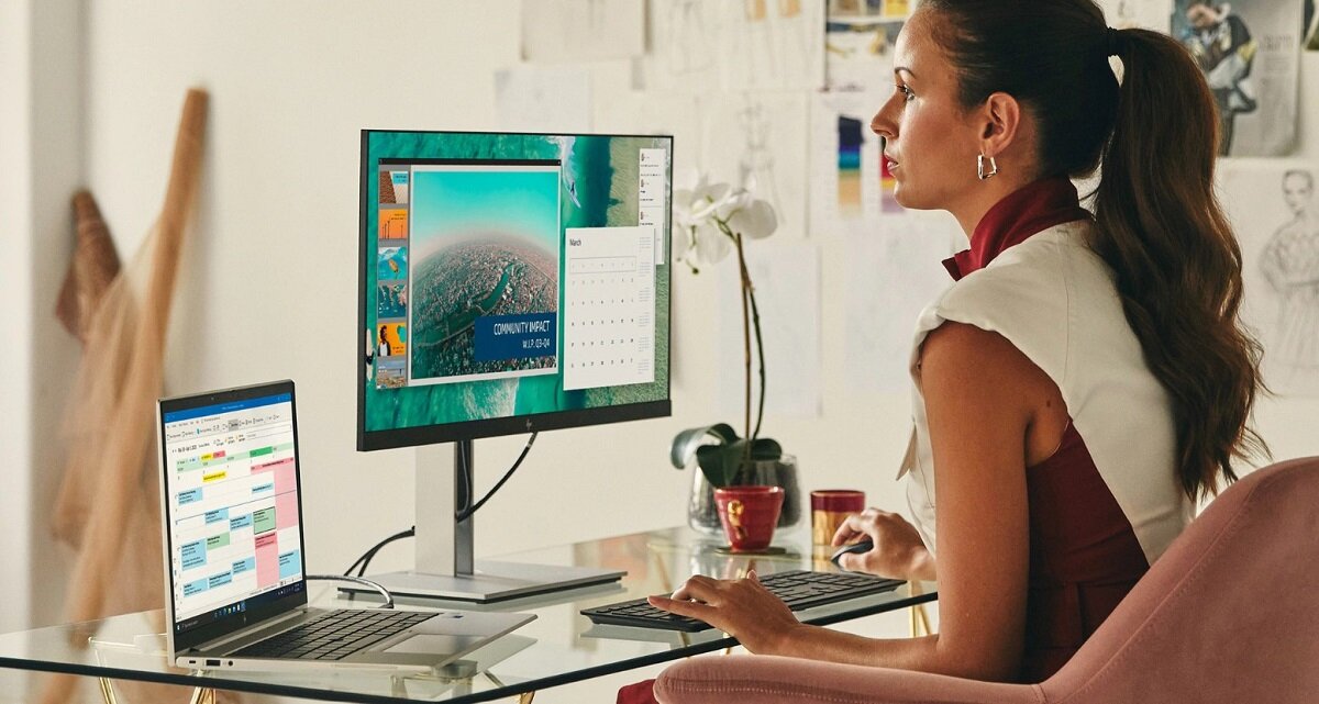 Laptop HP EliteBook 850 G8 uniwersalny rozmiar procesor rdzenie taktowanie wydajność rozrywka praca kąty widzenia rozdzielczość karta graficzna jakość dysk RAM ekran częstotliwość złącza