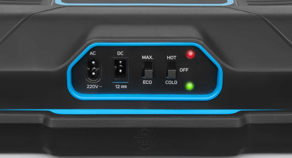 Lodówka SENCOR SCM 2224BL-EUE3 Czarno-niebieski duży solidny uchwyt łatwy transport bezpieczne zamykanie wskaźniki LED tryb pracy grzanie chłodzenie łatwa kontrola użytecznośc komfort użytkowania  