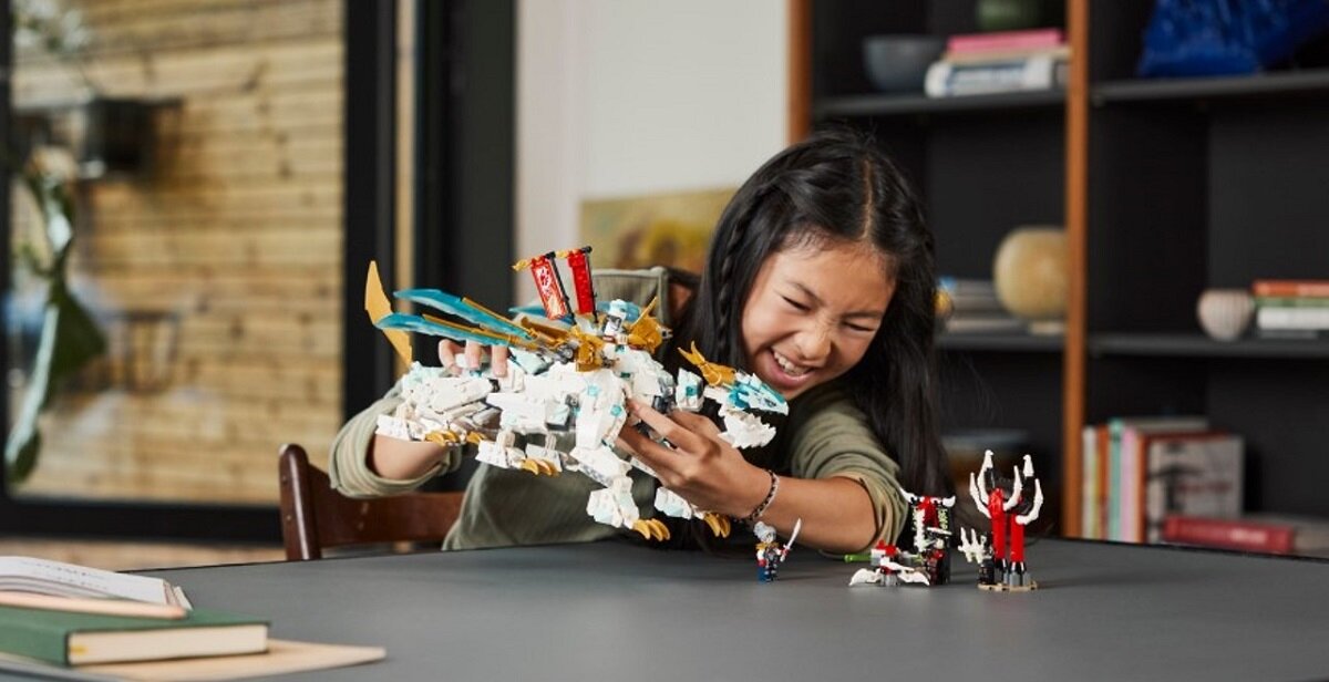 LEGO Ninjago Lodowy smok Zane’a 71786 dziecko kreatywność zabawa nauka rozwój klocki figurki minifigurki jakość tradycja konstrukcja nauka wyobraźnia role jakość bezpieczeństwo wyobraźnia budowanie pasja hobby funkcje instrukcje