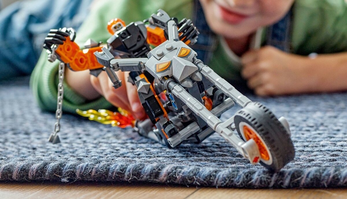 LEGO Marvel Upiorny Jeździec - mech i motor 76245 dziecko kreatywność zabawa nauka rozwój klocki figurki minifigurki jakość tradycja konstrukcja nauka wyobraźnia role jakość bezpieczeństwo wyobraźnia budowanie pasja hobby funkcje instrukcje