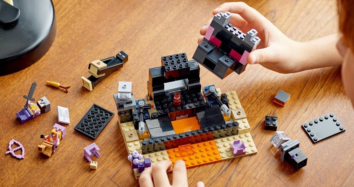 LEGO Minecraft Arena Endu 21242 dziecko kreatywność zabawa nauka rozwój klocki figurki minifigurki jakość tradycja konstrukcja nauka wyobraźnia role jakość bezpieczeństwo wyobraźnia budowanie pasja hobby funkcje instrukcje