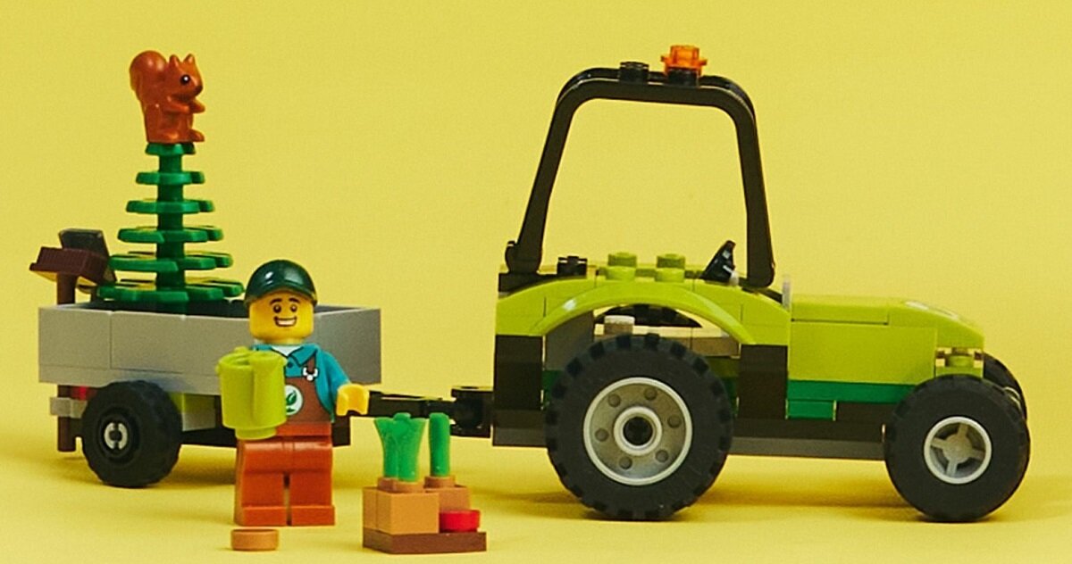 LEGO City Traktor w parku 60390 dziecko kreatywność zabawa nauka rozwój klocki figurki minifigurki jakość tradycja konstrukcja nauka wyobraźnia role jakość bezpieczeństwo wyobraźnia budowanie pasja hobby funkcje instrukcje