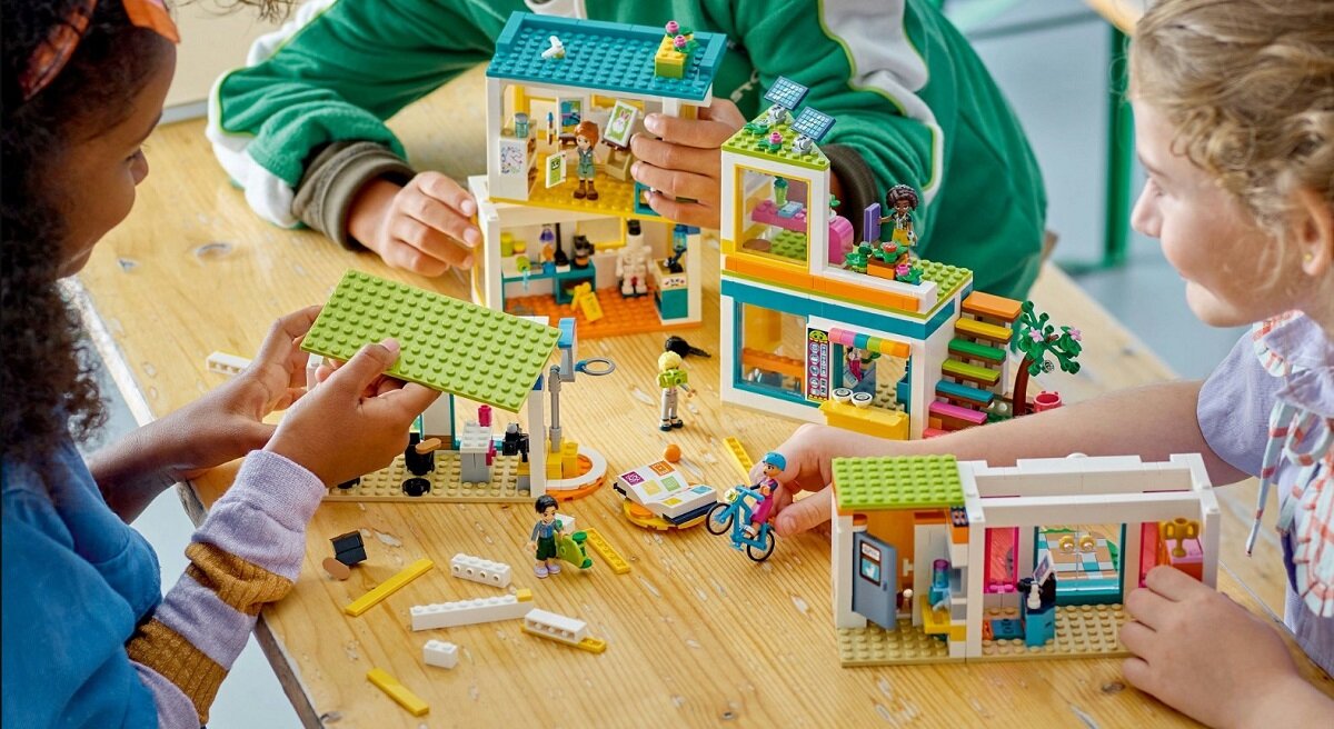 LEGO Friends Międzynarodowa szkoła w Heartlake 41731