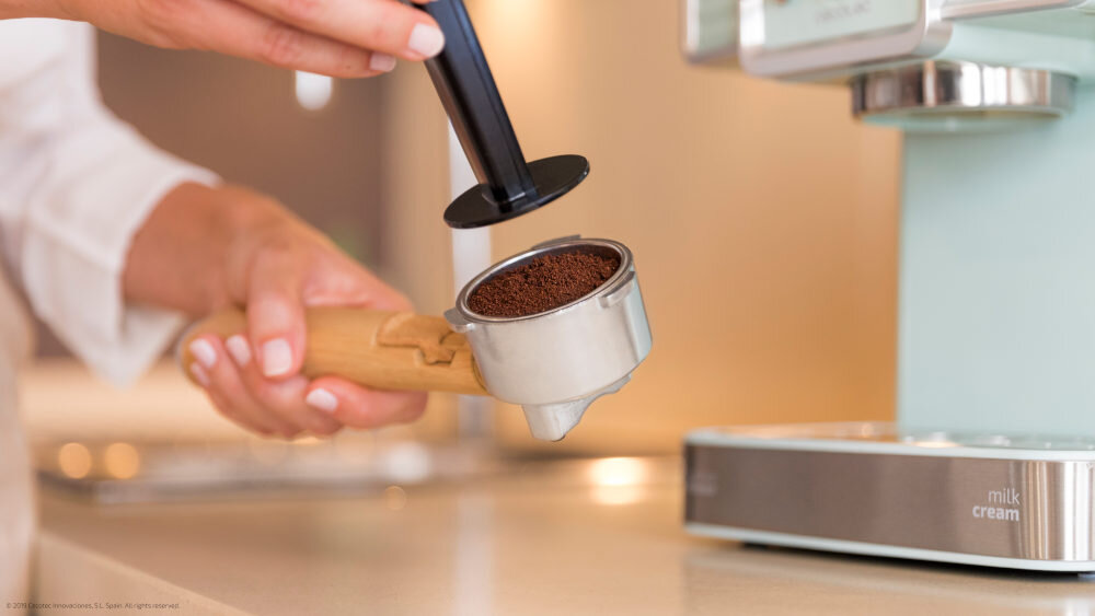 Ekspres CECOTEC Power Espresso 20 Tradizionale Light wymiary kompaktowość