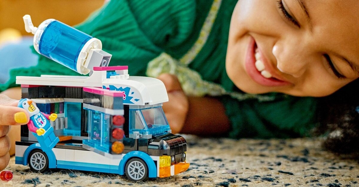 LEGO City Pingwinia furgonetka ze slushem 60384 dziecko kreatywność zabawa nauka rozwój klocki figurki minifigurki jakość tradycja konstrukcja nauka wyobraźnia role jakość bezpieczeństwo wyobraźnia budowanie pasja hobby funkcje instrukcje