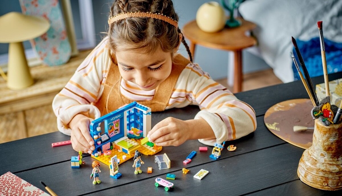 LEGO Friends Pokój Liann 41739 dziecko kreatywność zabawa nauka rozwój klocki figurki minifigurki jakość tradycja konstrukcja nauka wyobraźnia role jakość bezpieczeństwo wyobraźnia budowanie pasja hobby funkcje instrukcje Liann Autumn gekon