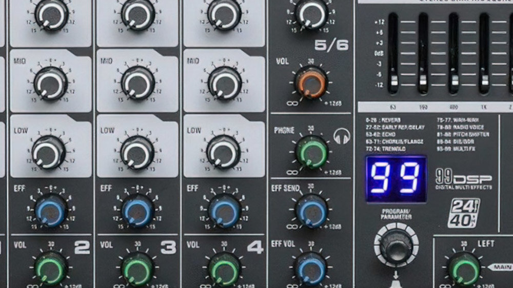 Mikser audio DNA CM6-DSP - łączność