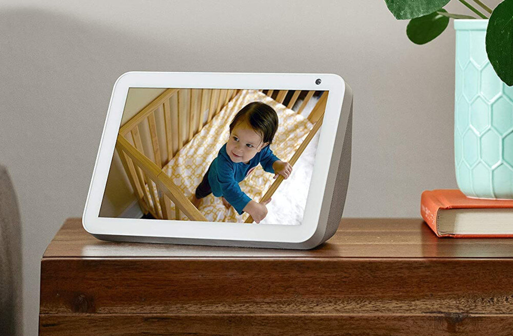 AMAZON Echo Show 8 (2 gen.) Piaskowy genialny ekran HD przekątna 8 cali automatycznie obraca się