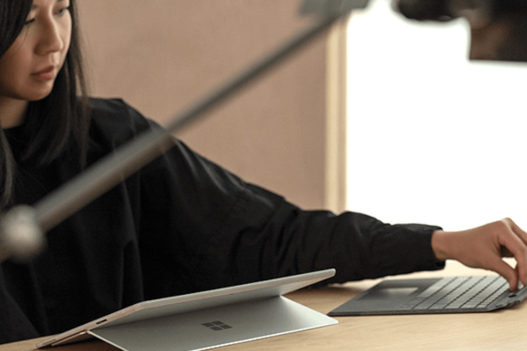 Klawiatura Microsoft Surface Pro Signature kolory materiał luksus potęga rzeczywistość konstrukcja wygoda wszechstronność