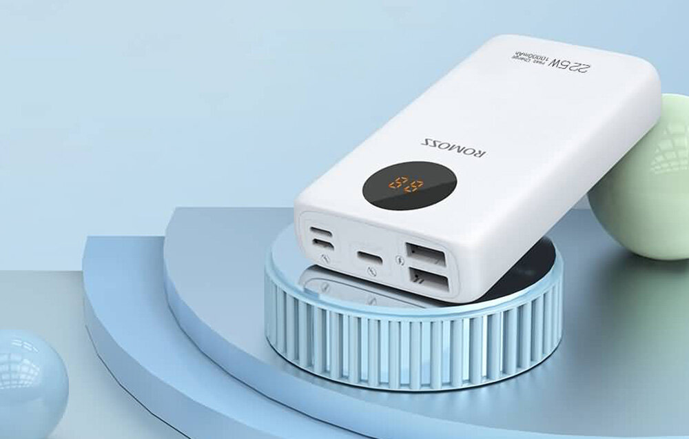 Powerbank ROMOSS SW10PF    pojemność moc porty wyjścia USB-A USB typ-C ładowanie szybkość ekran diody wymiary waga odporny bezpieczny