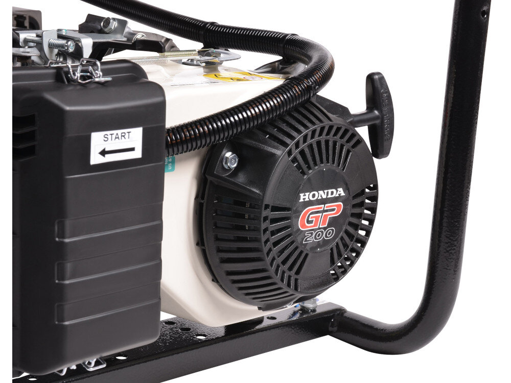 Agregat prądotwórczy GENMAC Combi RG4000HO-M NSM QFHM-OS-PM11 silnik czterosuwowy Honda o pojemności 196 cm3 chłodzony powietrzem