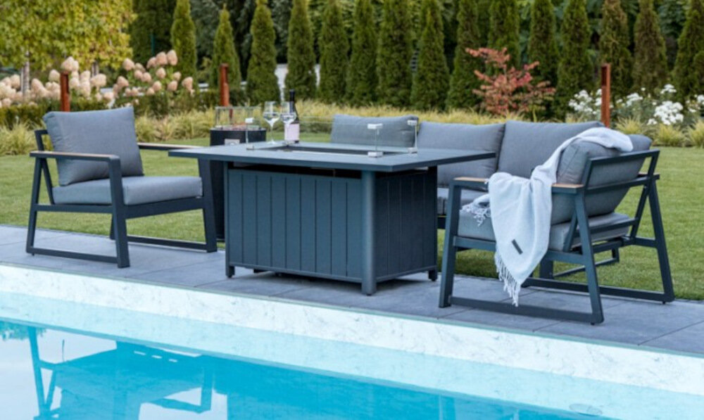 Zestaw mebli ogrodowych MIRPOL Grasse z paleniskiem Szary wysoka odporność na skrajne warunki atmosferyczne