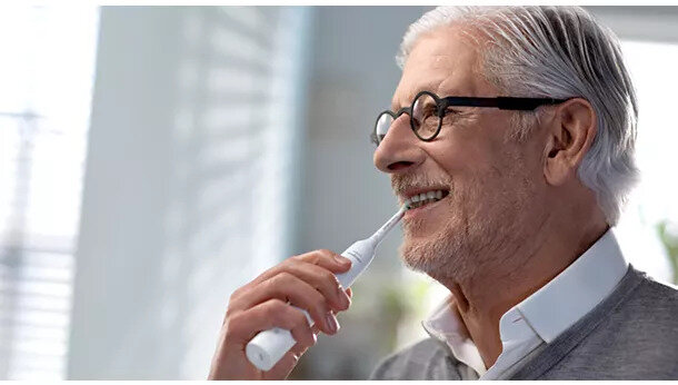 Szczoteczka soniczna PHILIPS Sonicare 3100 łatwość użytkowanie 