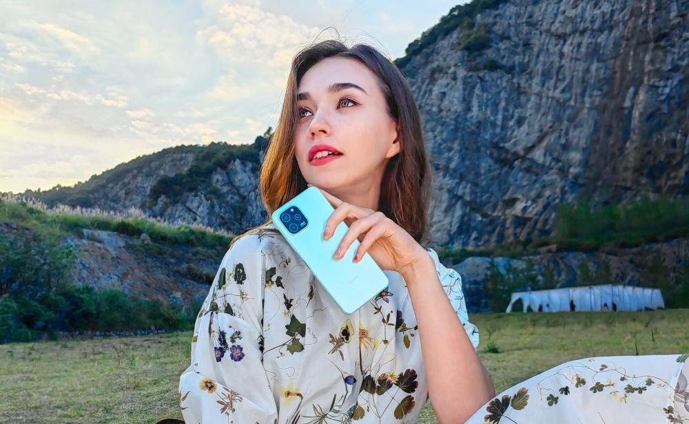 SMARTFON HUAWEI NOVA Y61 ekran bateria aparat procesor ram pamięć pojemność rozdzielczość zdjęcia filmy opis dane cechy blokady system łączność wifi bluetooth obudowa szkło odporność porty muzyka transfer sieć przekątna matryca waga czujniki oled amoled ips