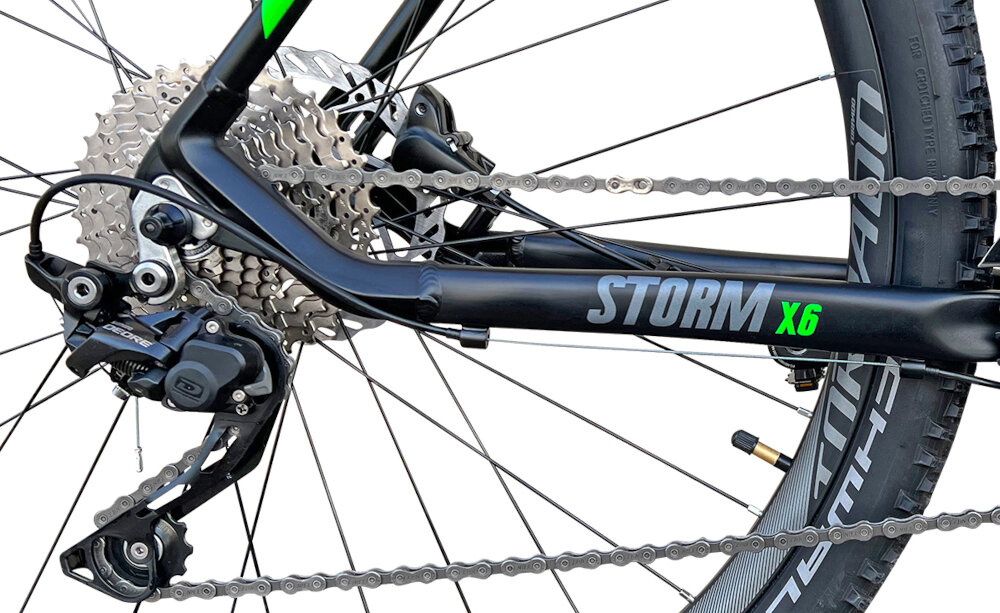 Rower górski MTB TORPADO Storm X6 M19 29 cali męski Czarno-zielony 20 przełożeń przerzutka przednia marki MicroSHIFT tylna przerzutka marki SHIMANO Deore lekkie niezawodne precyzyjne równomierne płynne łatwa zmiana przełożeń