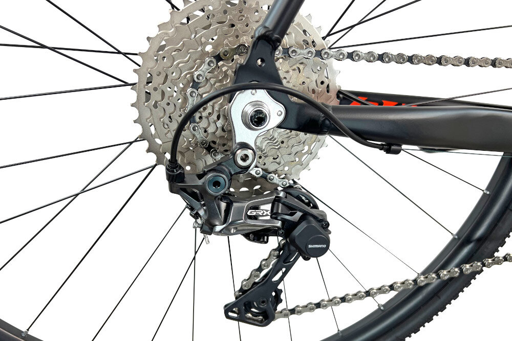 Rower przełajowy FONDRIEST Raptor 2.0 M23 28 cali męski Czarno-pomarańczowy 11 przełożeń przerzutka tylna SHIMANO GRX lekkie niezawodne rozwiązanie szybka lekka zmiana przełożeń