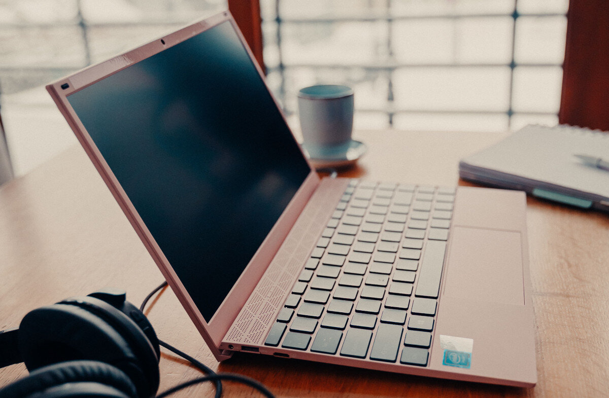 Laptop MAXCOM mBook 14 IPS Celeron J4125 8GB RAM 256GB SSD obraz rozdzielczość jakość kolory
