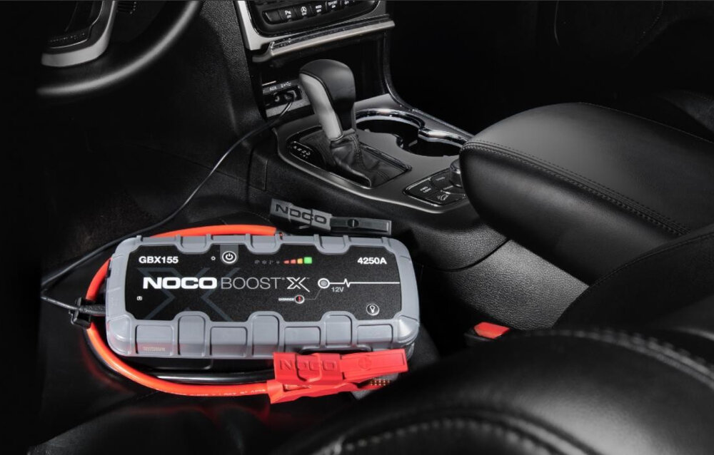 Urządzenie rozruchowe NOCO Boost X GBX155 do akumulatorow AGM kwasowo-olowiowych litowych zelowych pewny szybki rozruch