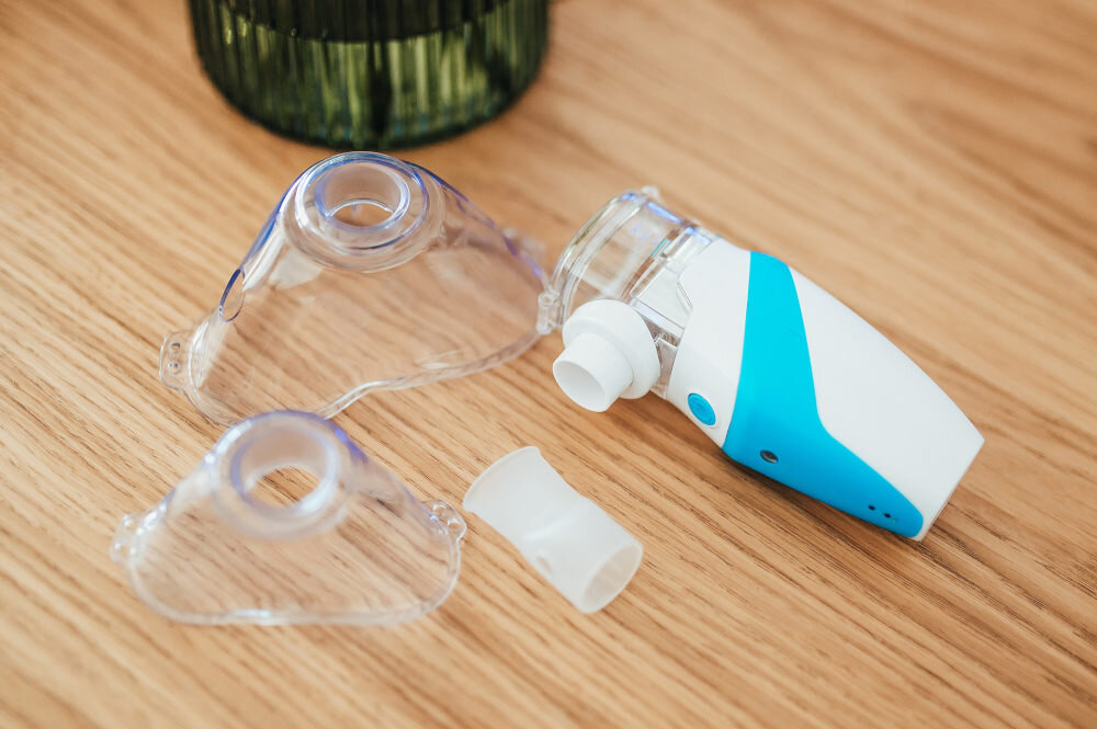 Inhalator nebulizator ultradzwiekowy HAXE NBM-4B zestaw akcesoria komplet wyposazenie