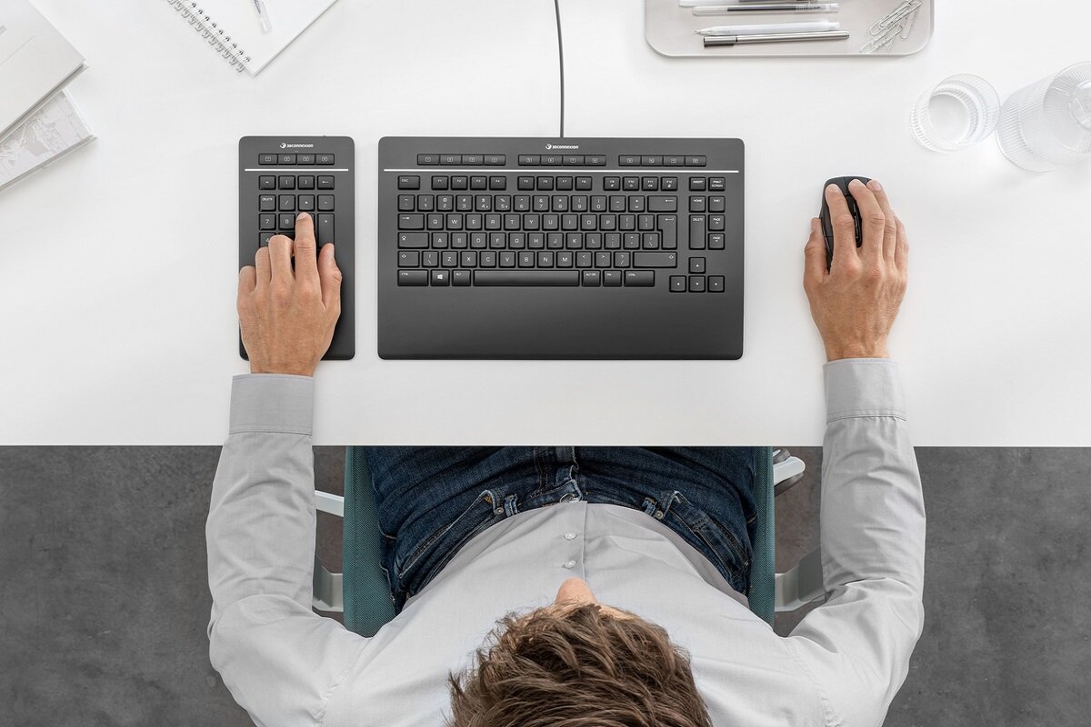 Zestaw 3DCONNEXION 3DX-700107 SpaceMouse Enterprise Kit 2 SpaceMouse® Enterprise CadMouse Pro Wireless z etui ochronne CadMouse Pad 3Dconnexion Universal Receiver Dwuportowy hub USB Kabel USB-C 1,5 m Kabel micro USB 0,5 m