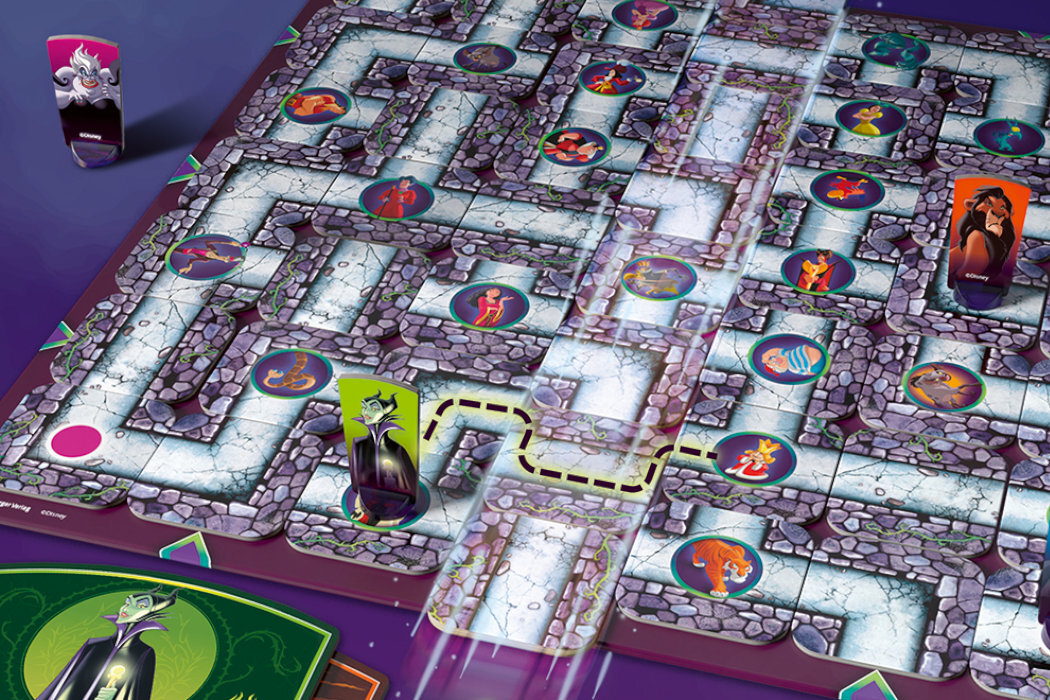 Gra planszowa RAVENSBURGER Labyrinth Złoczyńcy 27356 zabawa rozgrywka wcielenie grafika złoczyńcy gracze stos odnajdywanie