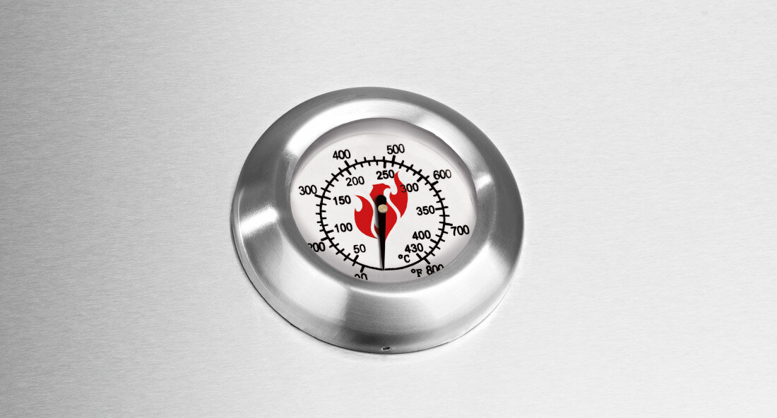 Grill gazowy LANDMANN 05199 dla 12 osob powierzchnia ruszty grillowe uchwyty drzwi wykonanie termostat