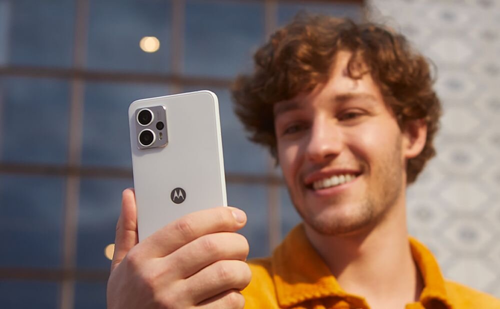 SMARTFON MOTOROLA MOTO G23 ekran bateria aparat procesor ram pamięć pojemność rozdzielczość zdjęcia filmy opis dane cechy blokady system łączność wifi bluetooth obudowa szkło odporność porty muzyka transfer sieć przekątna matryca waga czujniki oled amoled ips