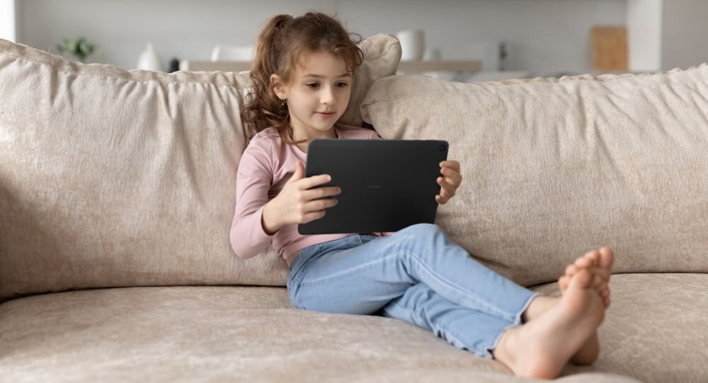 Tablet HUAWEI MatePad SE 10.4 ekran bateria aparat procesor ram pamięć pojemność rozdzielczość zdjęcia filmy opis dane cechy blokady system łączność wifi bluetooth obudowa szkło odporność porty muzyka transfer sieć przekątna matryca waga czujniki oled amoled ips