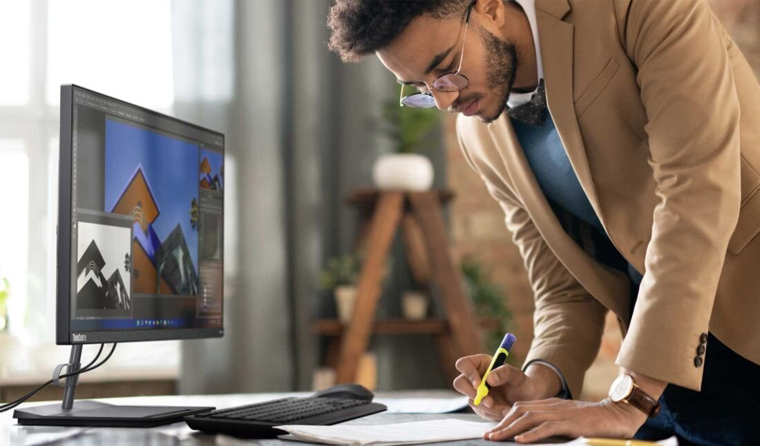 Komputer LENOVO ThinkCentre Neo 30a - FHD (1920 x 1080 px) Harman