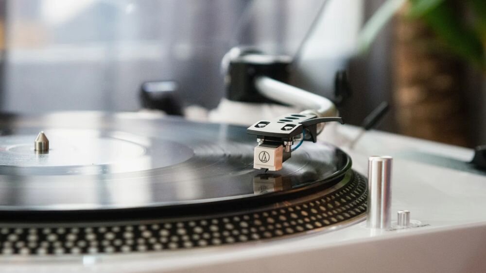 Gramofon LENCO L-3810WH swiat winyle brzmienie muzyka