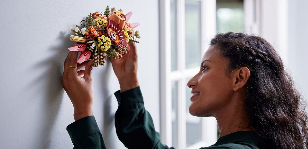 LEGO Icons Stroik z suszonych kwiatów 10314 kreatywność zabawa nauka rozwój klocki figurki minifigurki jakość tradycja konstrukcja nauka wyobraźnia role jakość bezpieczeństwo wyobraźnia budowanie pasja hobby funkcje instrukcja