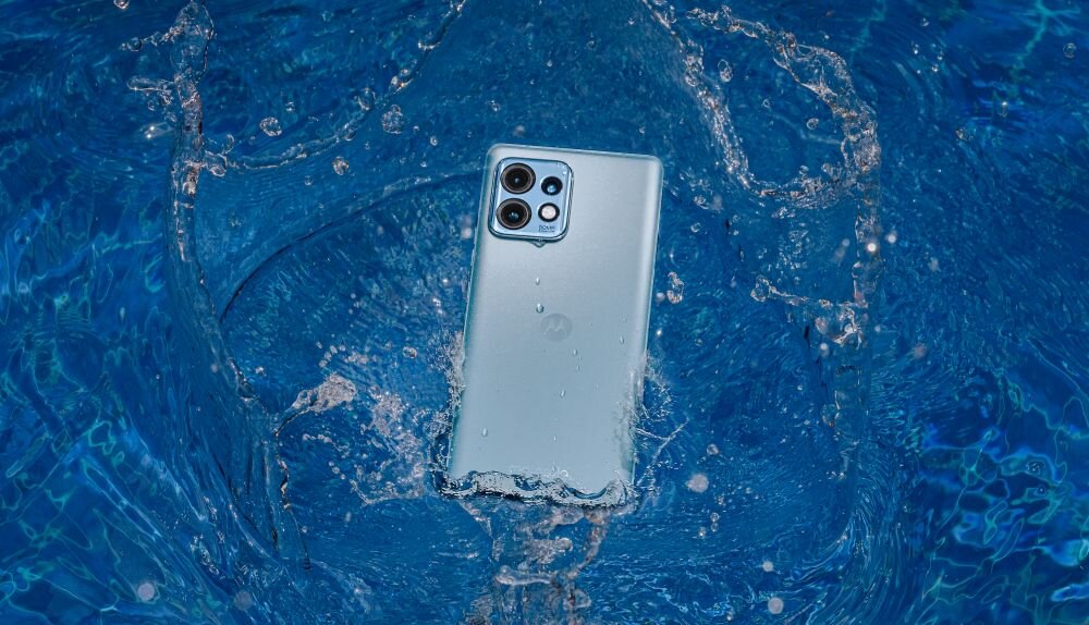 Smartfon MOTOROLA Edge 40 Pro ekran bateria aparat procesor ram pamięć pojemność rozdzielczość zdjęcia filmy opis dane cechy blokady system łączność wifi bluetooth obudowa szkło odporność porty muzyka transfer sieć przekątna matryca waga czujniki oled amoled ips